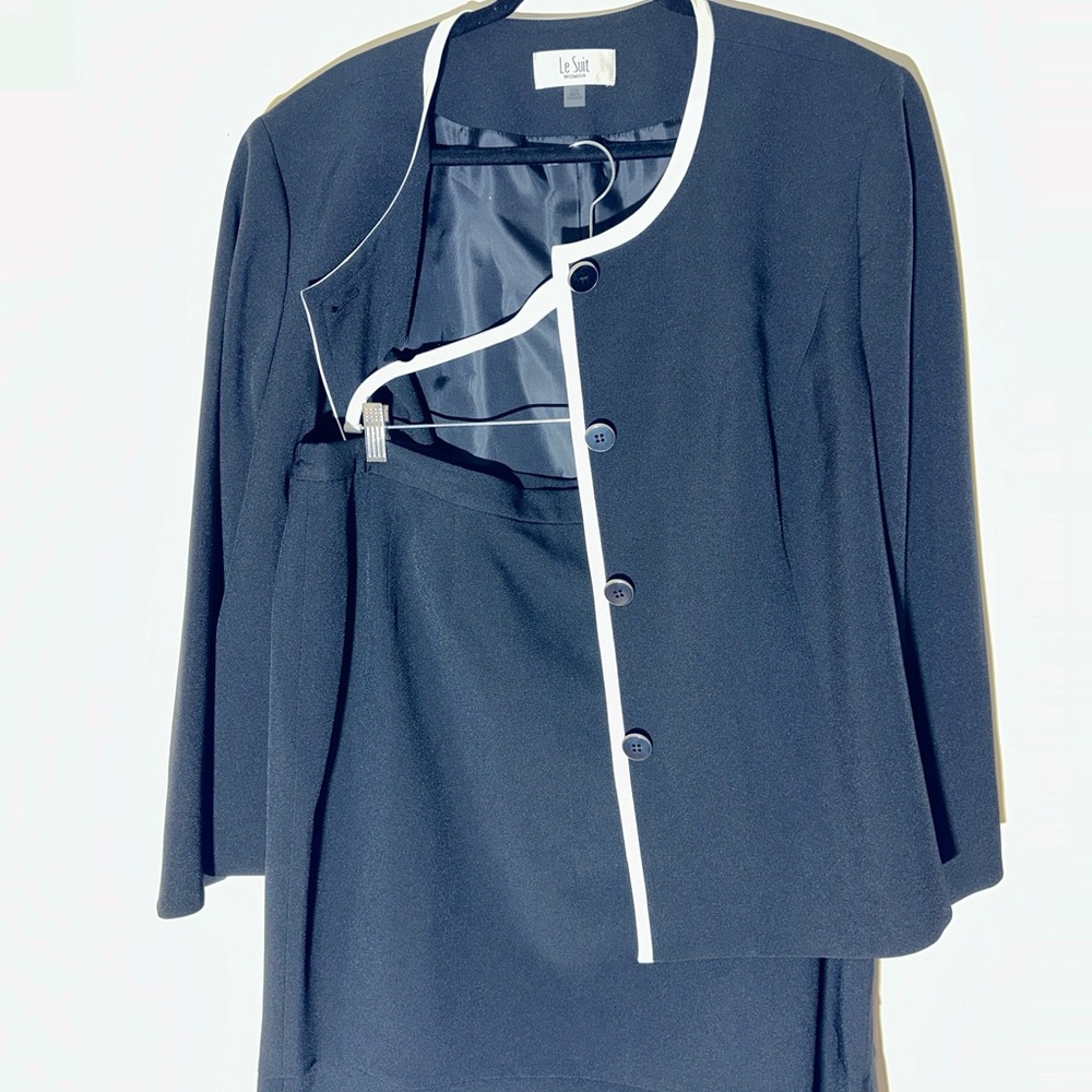 Le Suit Black Blazer and Skirt Set